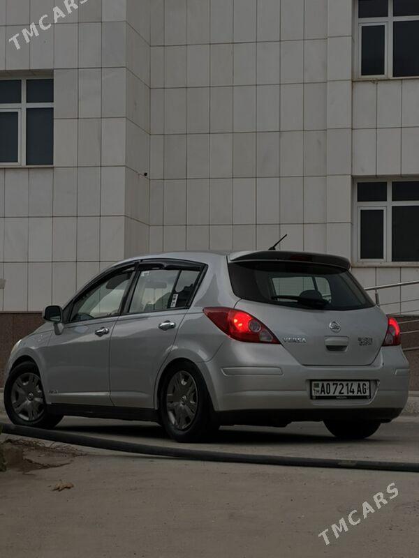Nissan Versa 2009 - 133 000 TMT - Parahat 1 - img 1