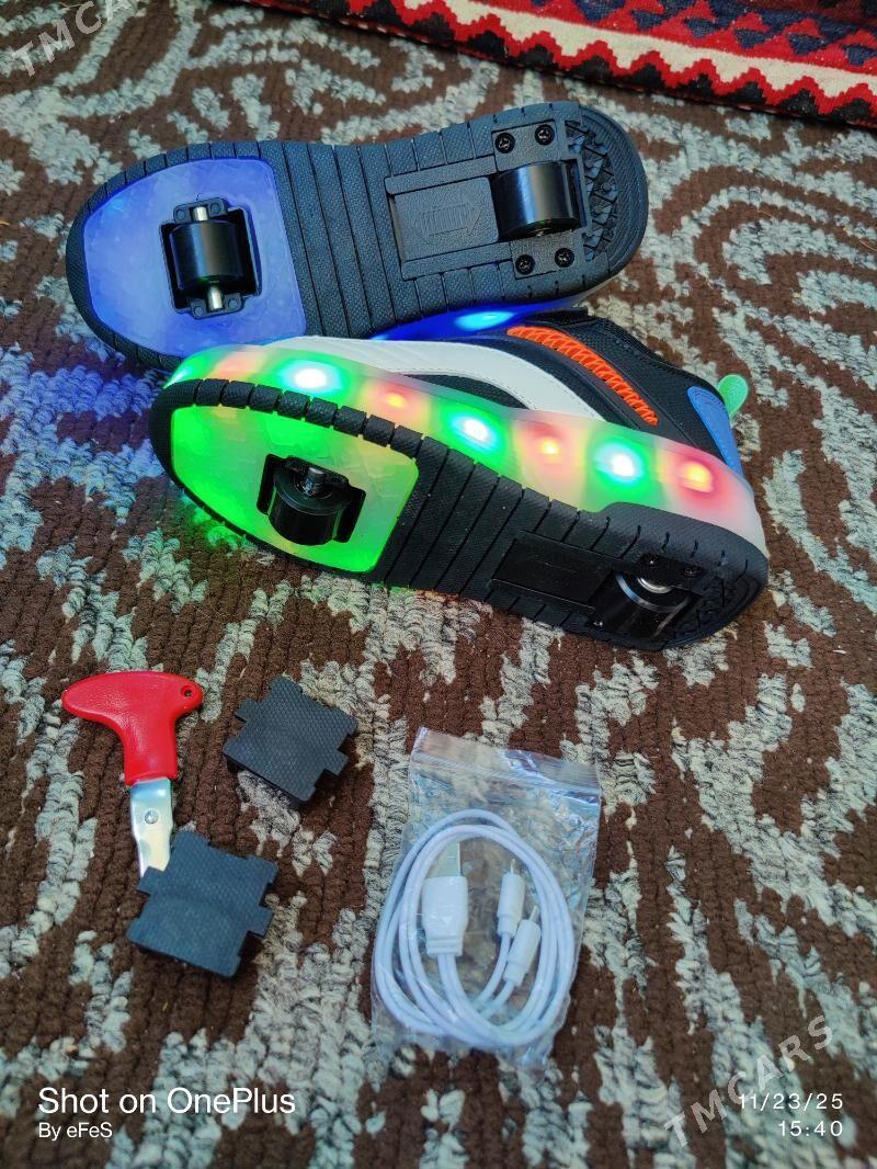 Ролики кроссовки новые - 30 мкр - img 2