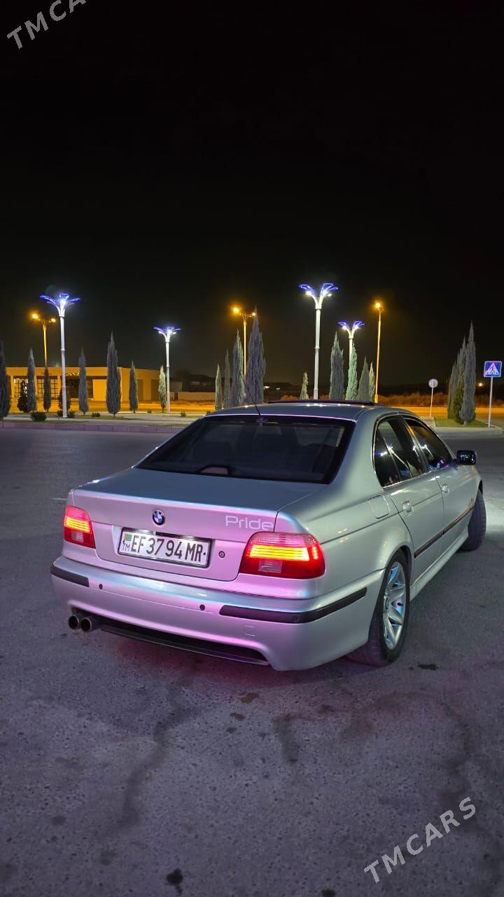 BMW E39 2001 - 140 000 TMT - Байрамали - img 3