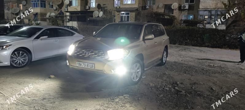 Toyota Highlander 2010 - 380 000 TMT - Туркменабат - img 7