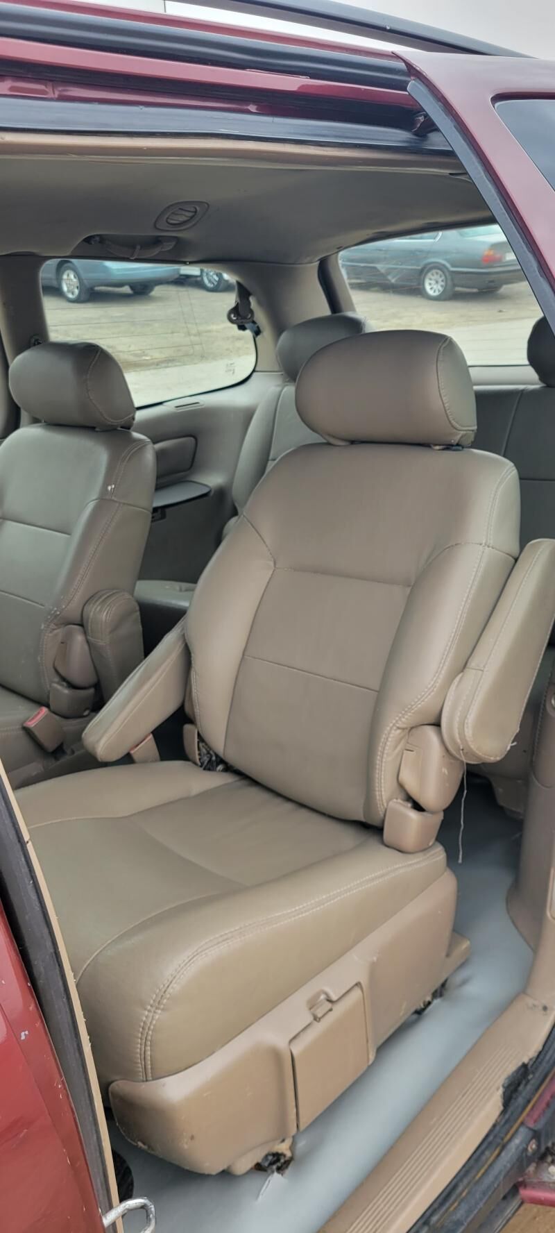 Toyota Sienna 2001 - 137 000 TMT - Мары - img 5