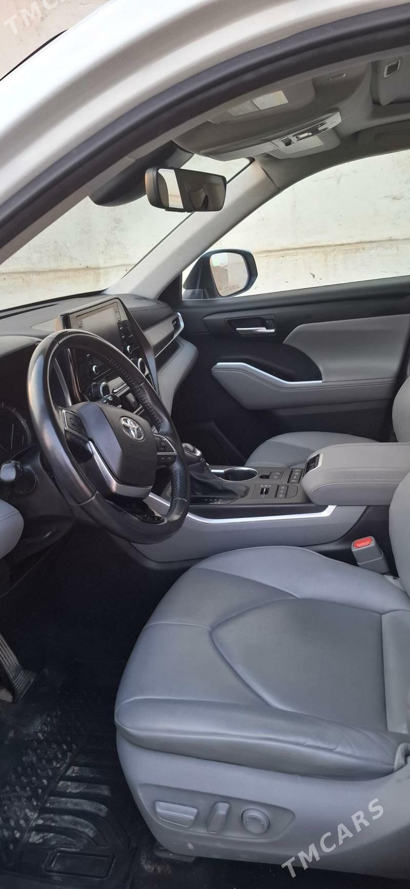 Toyota Highlander 2021 - 580 000 TMT - Ходжамбаз - img 6