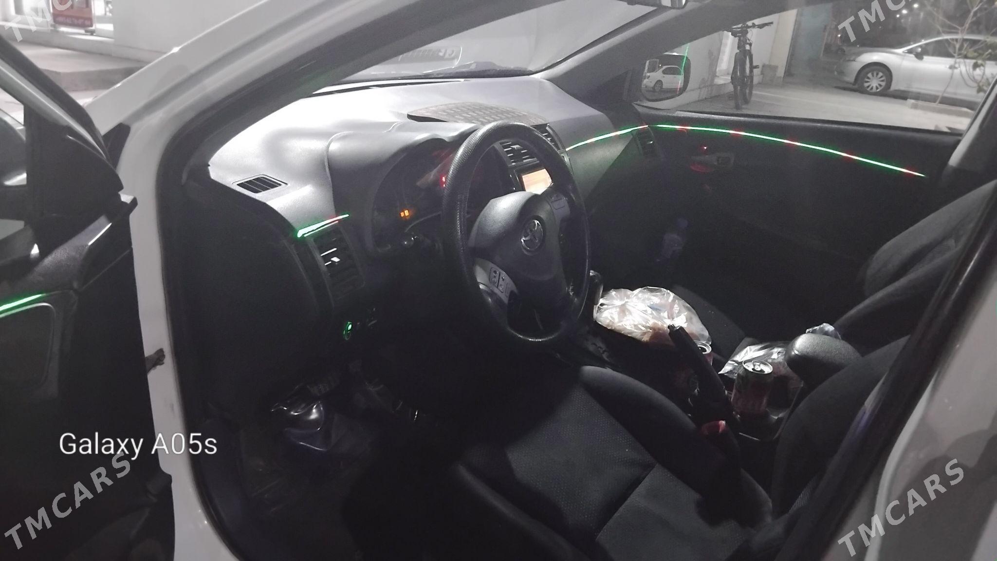 Toyota Corolla 2008 - 168 000 TMT - Тязе заман - img 2