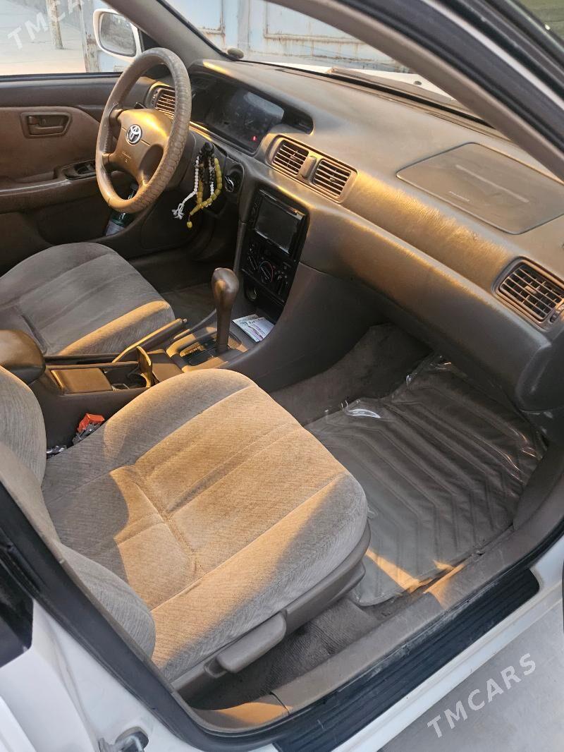 Toyota Camry 2002 - 145 000 TMT - Гёкдепе - img 4