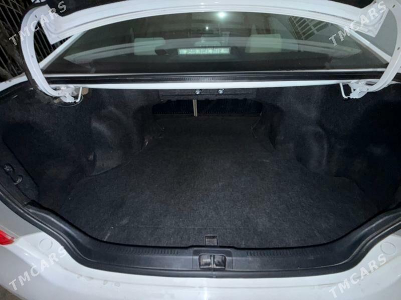 Toyota Camry 2013 - 230 000 TMT - Дашогуз - img 5