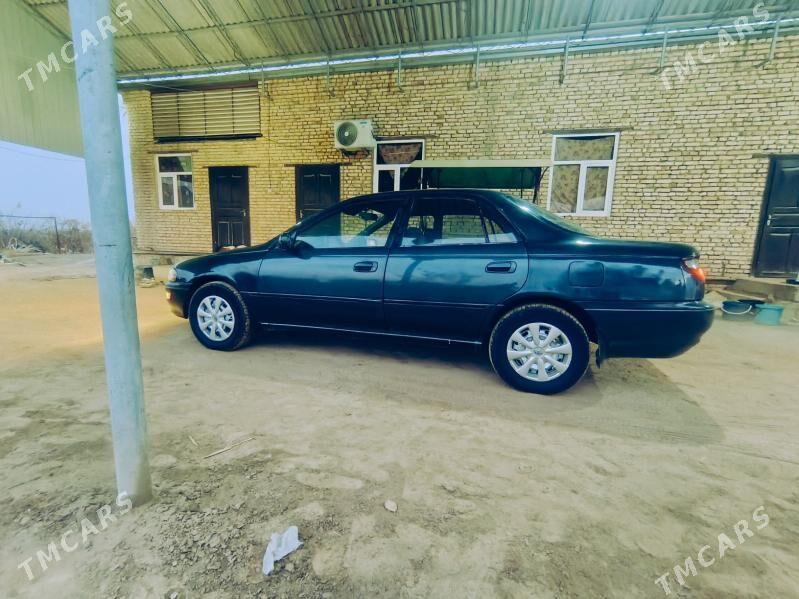 Toyota Carina 1994 - 70 000 TMT - Ýolöten - img 2