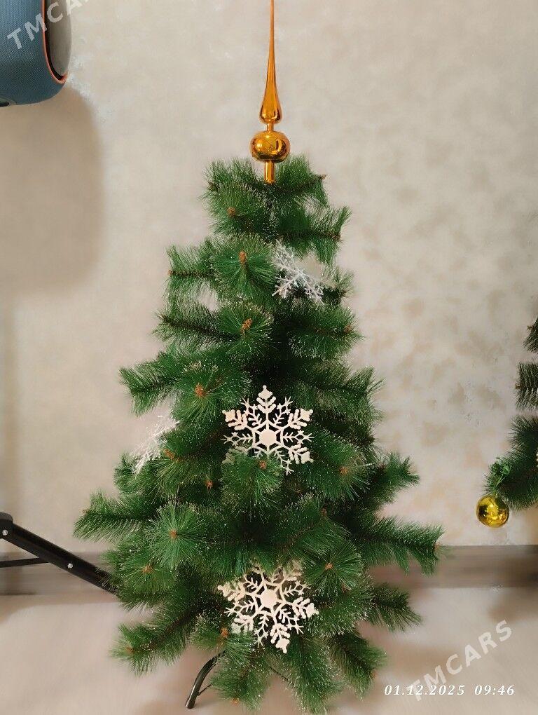 Ёлка - Türkmenbaşy - img 1