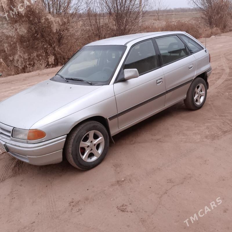 Opel Astra 1992 - 42 000 TMT - Гурбансолтан Едже - img 3