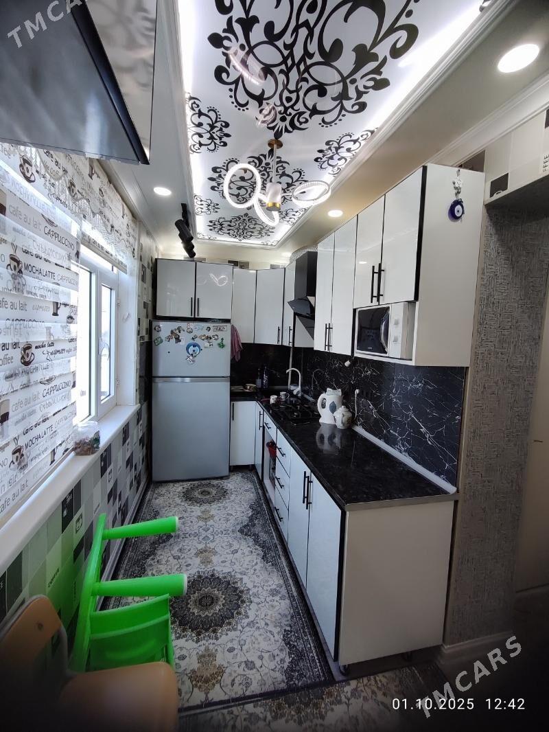 3х комн. 3й этаж. - Туркменабат - img 6