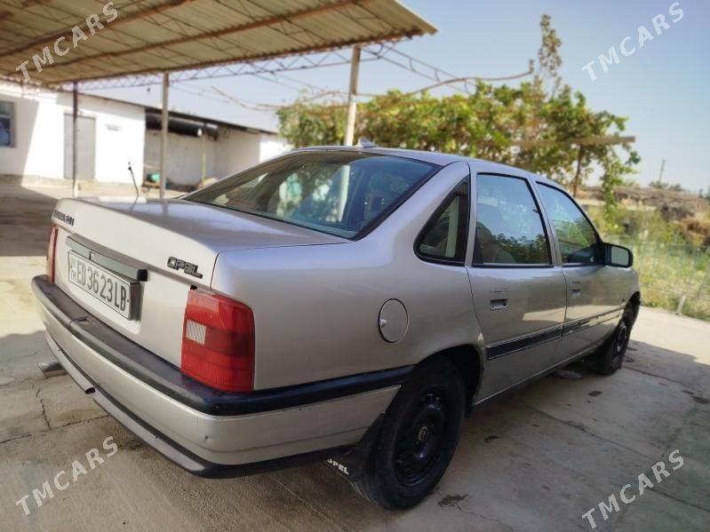 Opel Vectra 1989 - 38 000 TMT - Койтендаг - img 3