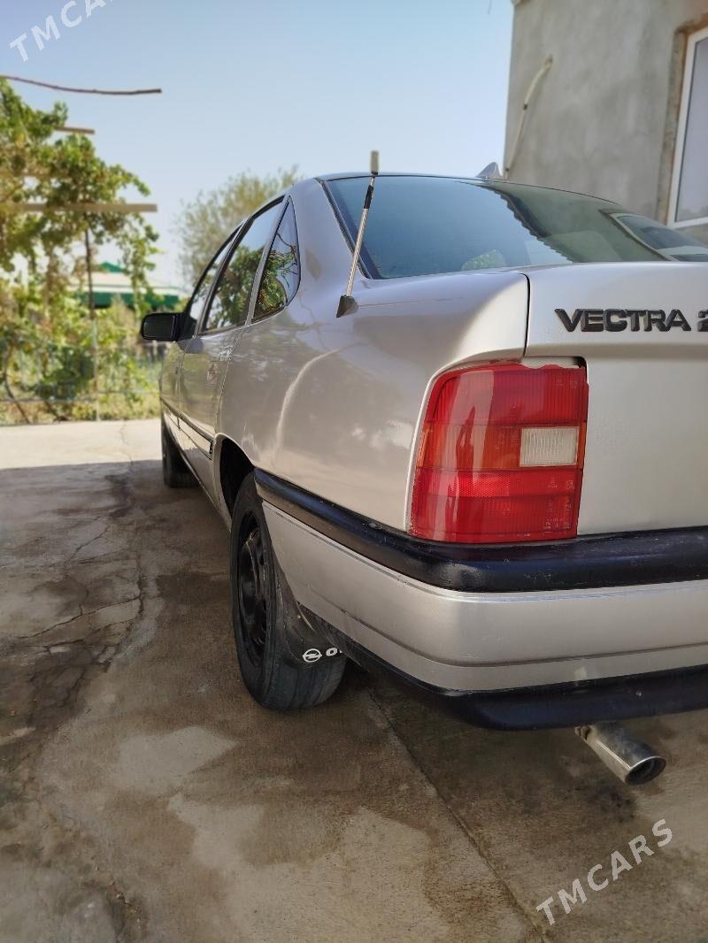 Opel Vectra 1989 - 38 000 TMT - Койтендаг - img 1