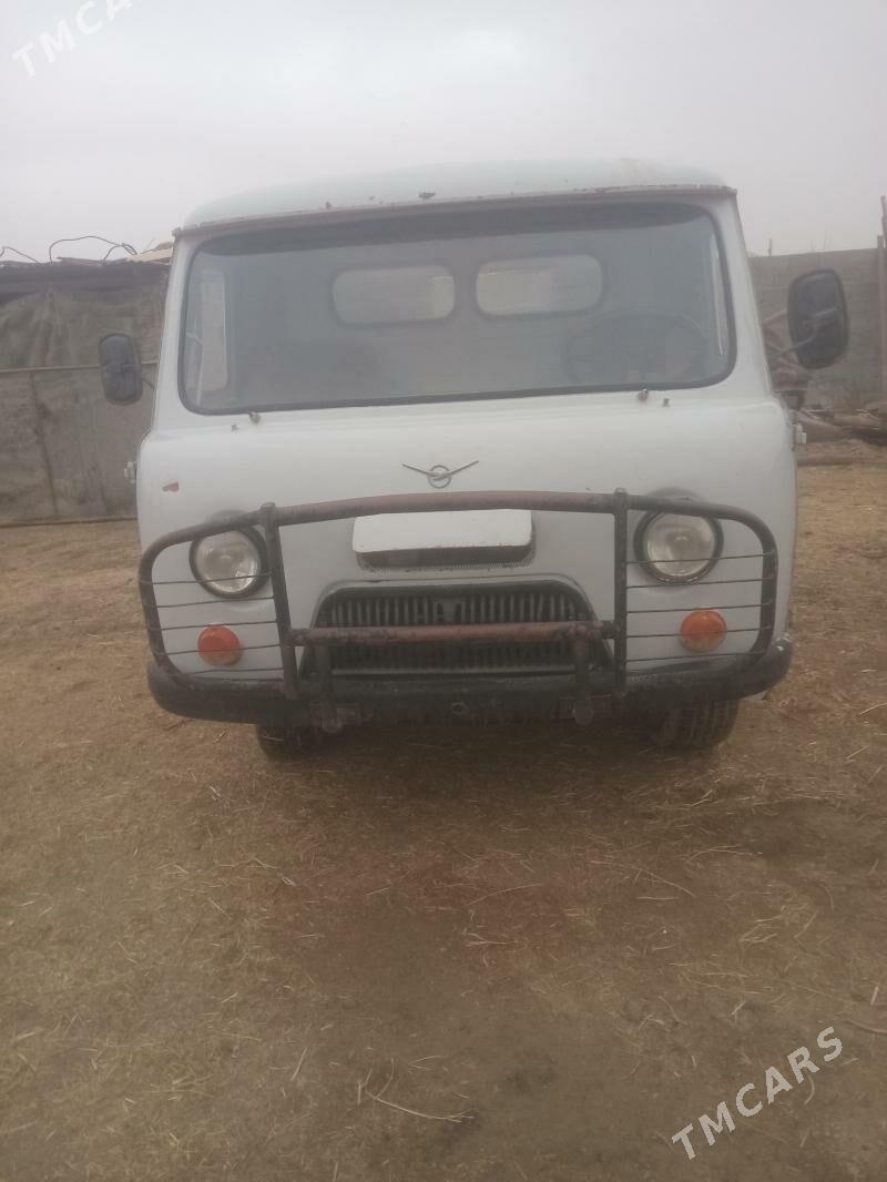 UAZ 2206 1988 - 40 000 TMT - Bäherden - img 1