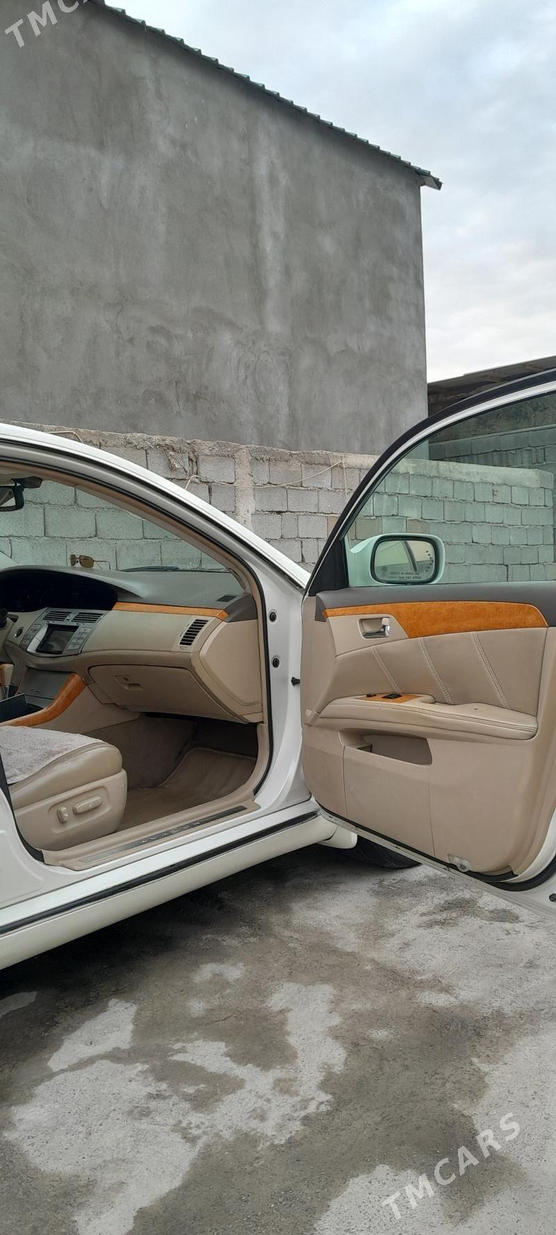 Toyota Avalon 2005 - 165 000 TMT - Aşgabat - img 2