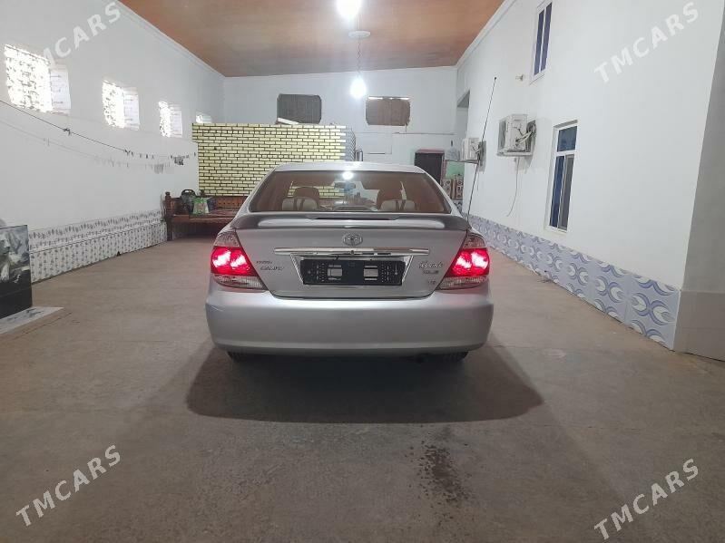 Toyota Camry 2003 - 170 000 TMT - Halaç - img 5