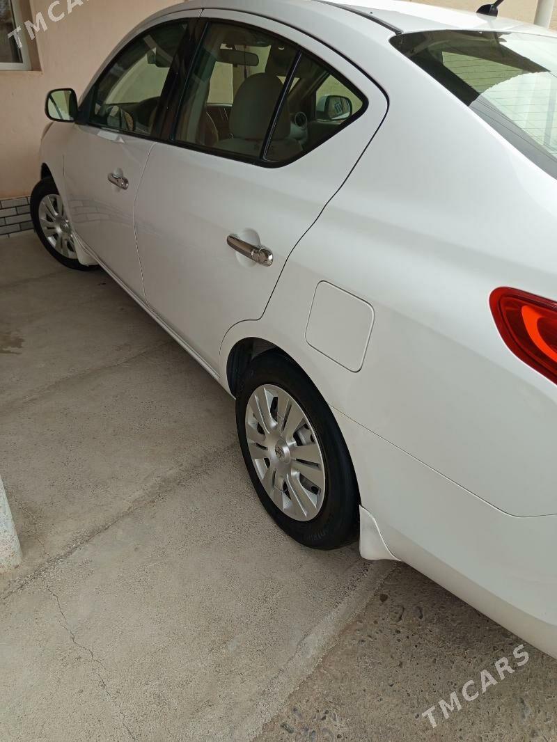Nissan Versa 2011 - 105 000 TMT - Mary - img 6