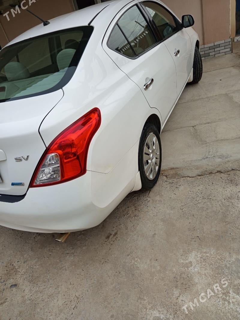 Nissan Versa 2011 - 105 000 TMT - Mary - img 5