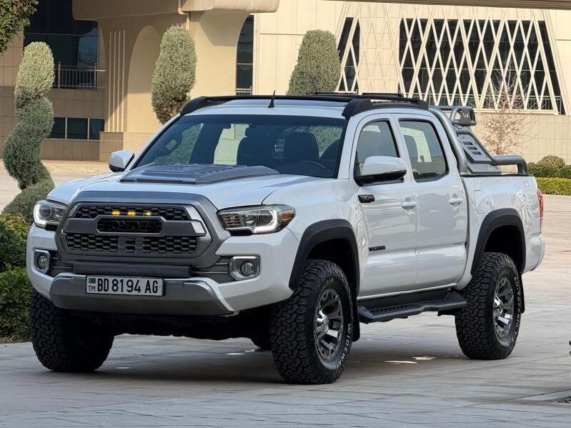 Toyota Tacoma 2016 - 420 000 TMT - Aşgabat - img 2