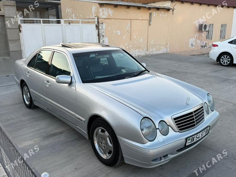 Mercedes-Benz E320 2000 - 125 000 TMT - Balkanabat - img 2