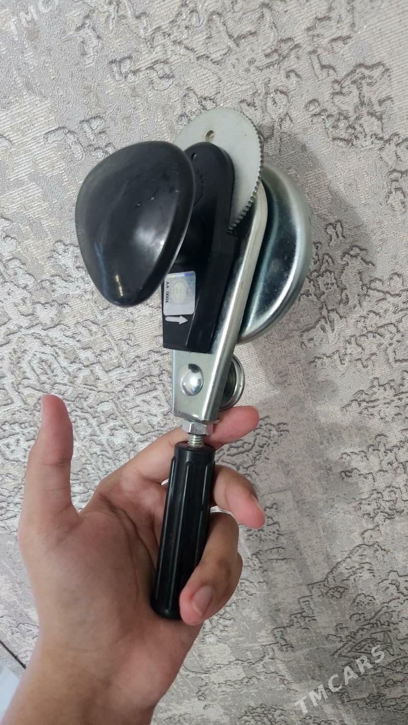 banka yapyan - Howdan "W" - img 2