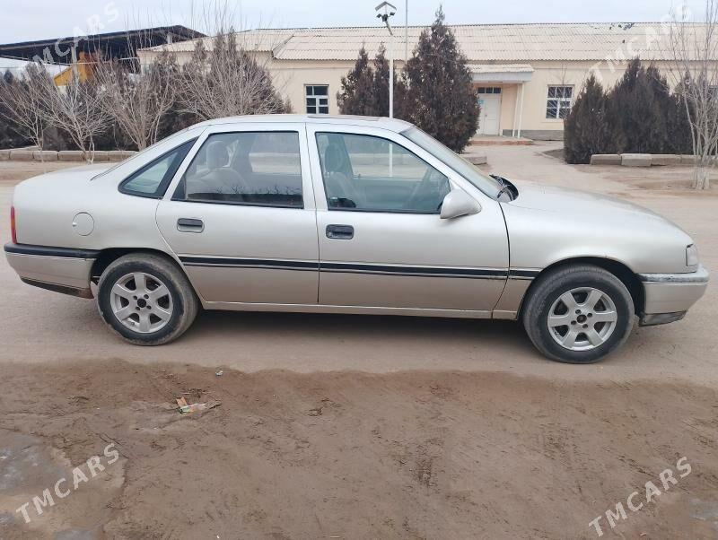 Opel Vectra 1990 - 26 000 TMT - Köneürgenç - img 4