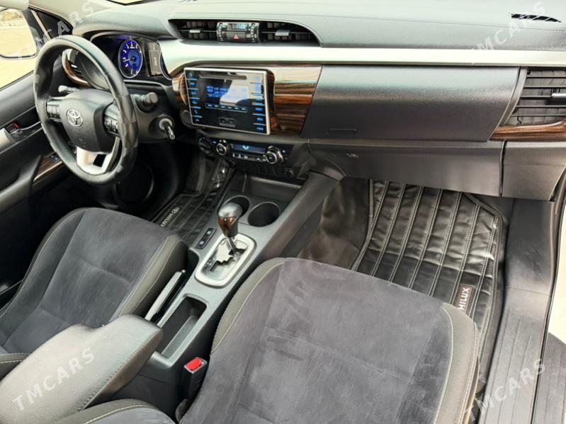 Toyota Hilux 2016 - 480 000 TMT - Aşgabat - img 4