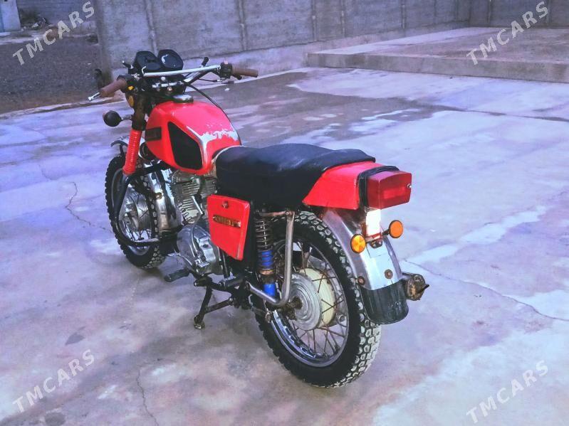 Iž Planeta 5 1980 - 9 200 TMT - Бахарден - img 2