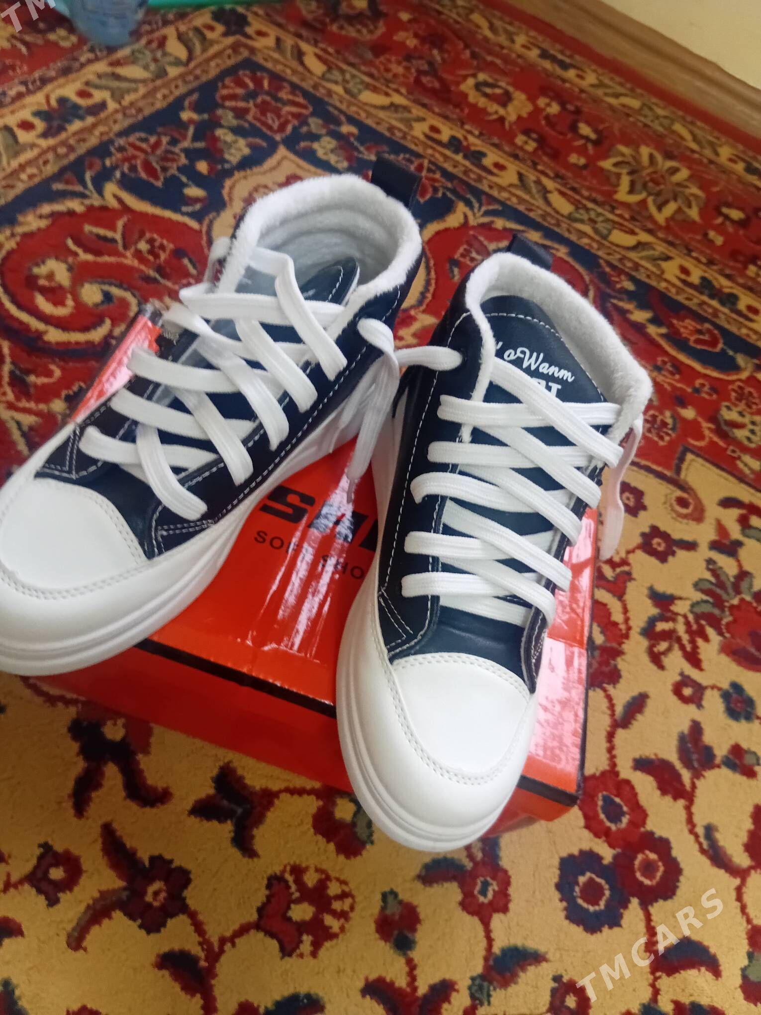 Pol ãdik - 2 мкр - img 2