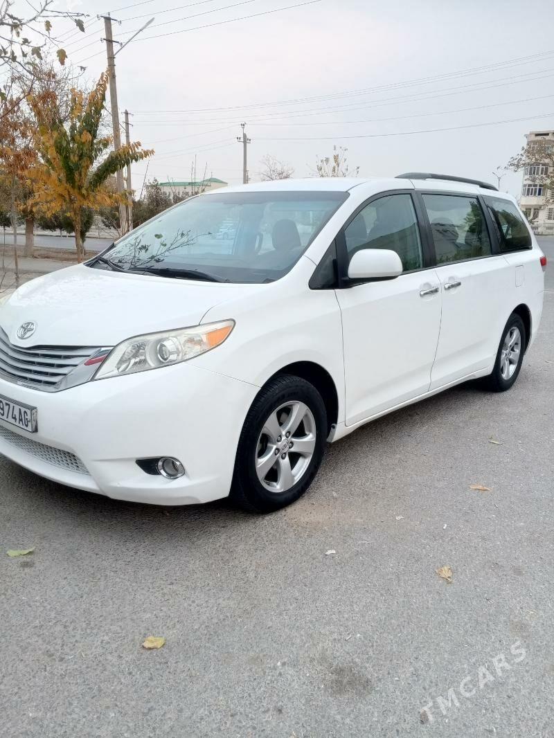 Toyota Sienna 2012 - 320 000 TMT - Aşgabat - img 1