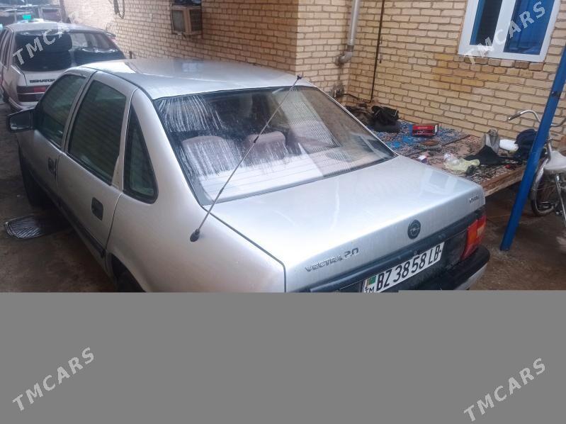 Opel Vectra 1992 - 18 000 TMT - Чарджоу - img 2