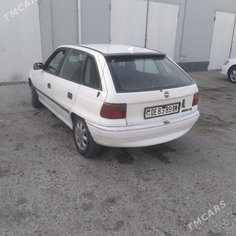 Opel Astra 1994 - 41 000 TMT - Гызыларбат - img 4