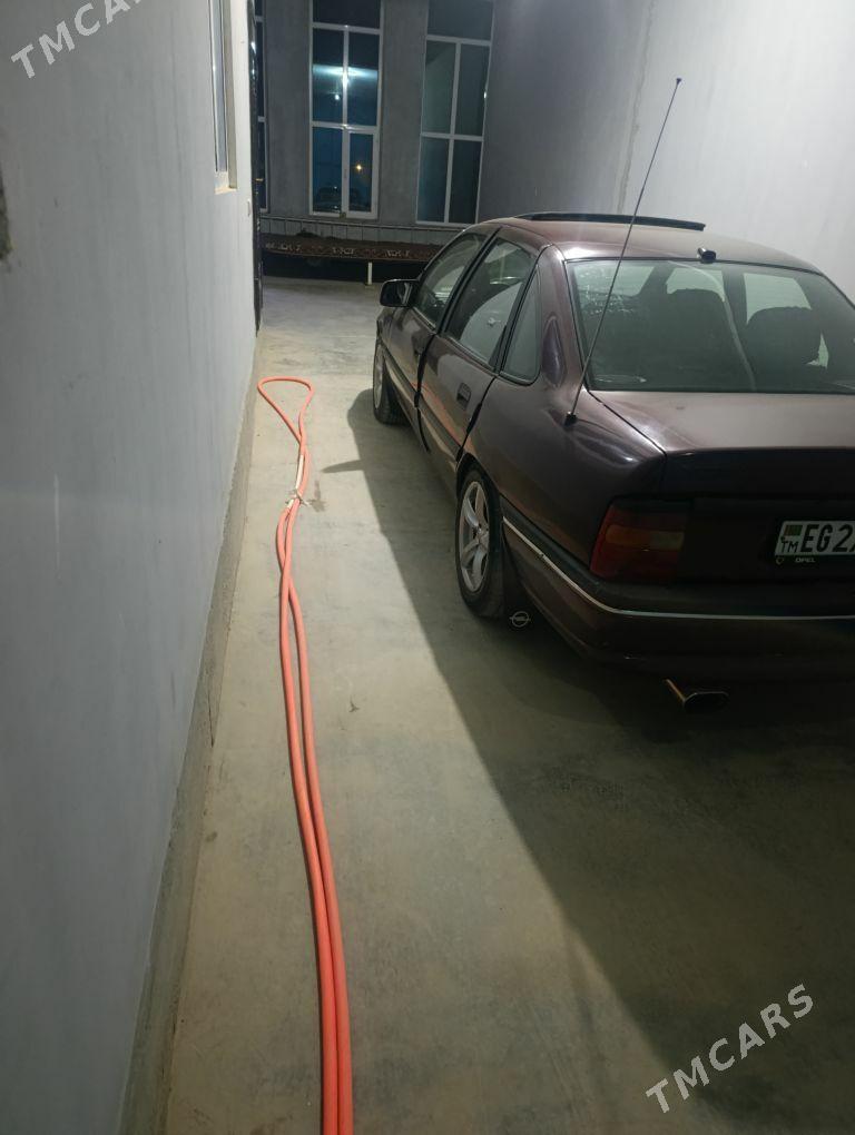 Opel Vectra 1992 - 30 000 TMT - Туркменабат - img 3