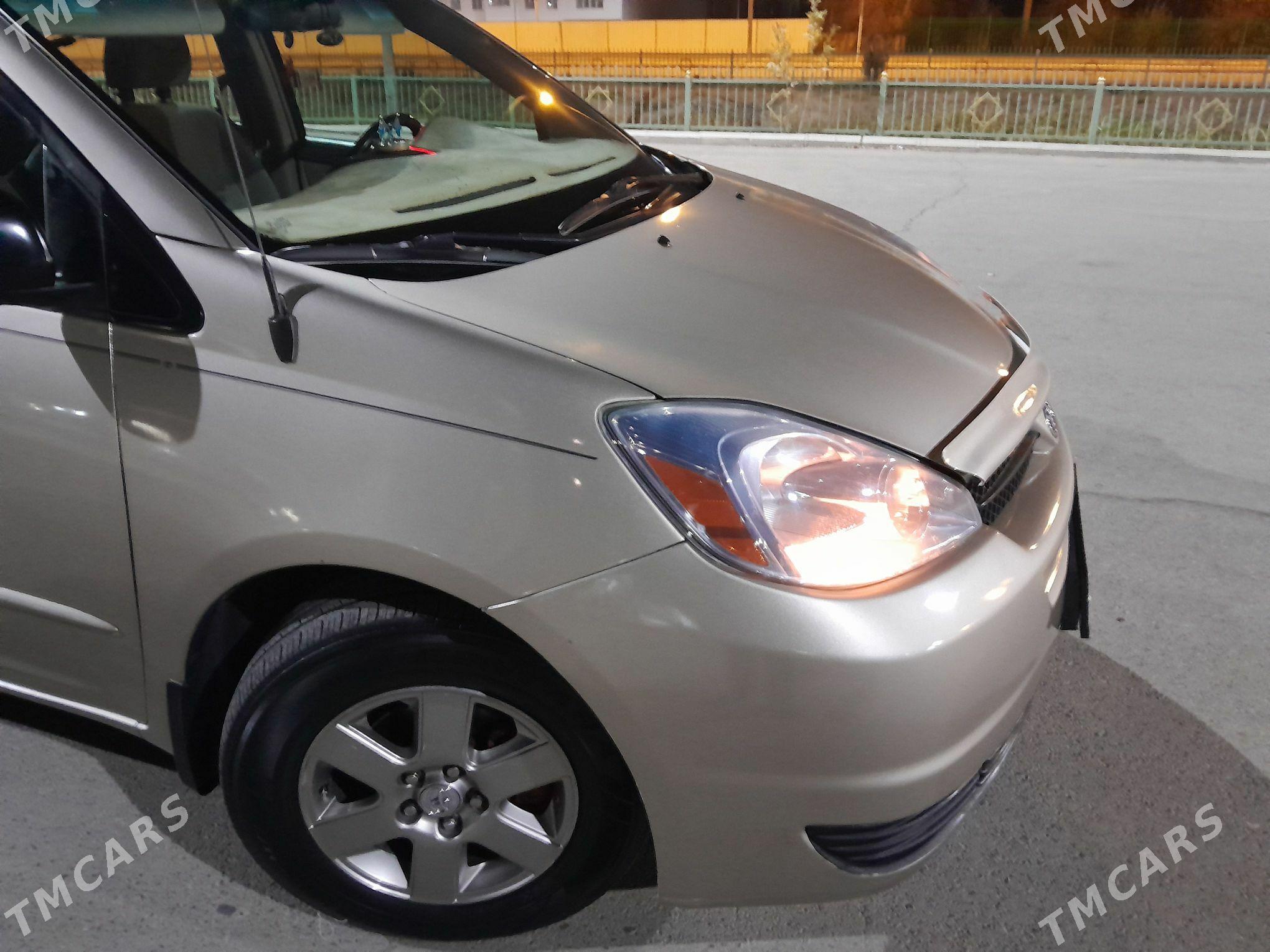 Toyota Sienna 2004 - 240 000 TMT - Дашогуз - img 4