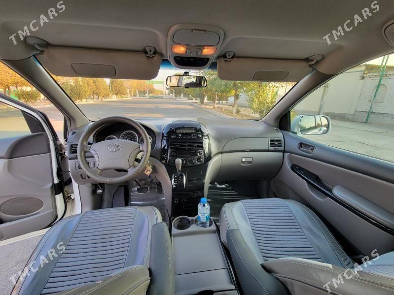 Toyota Sienna 2005 - 210 000 TMT - Ашхабад - img 6