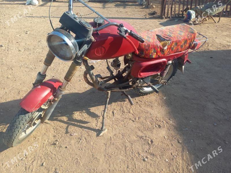 Fekon FK150-8G 2001 - 4 000 TMT - Bäherden - img 4