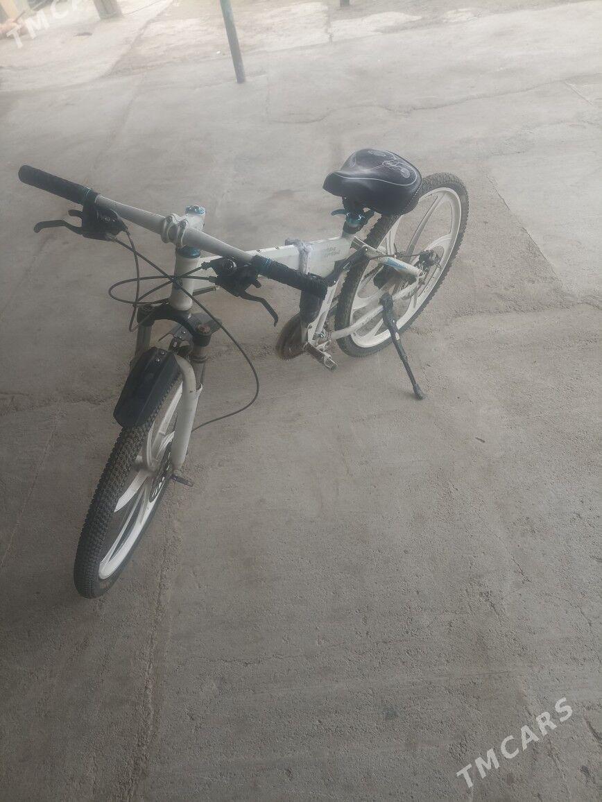 BMW Tigir - Бахарден - img 2