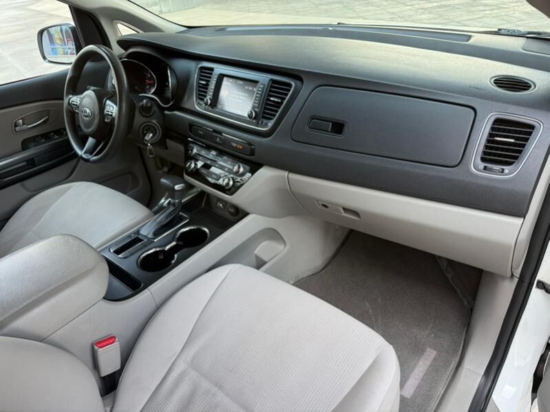 Kia Sedona 2019 - 295 000 TMT - Ашхабад - img 9