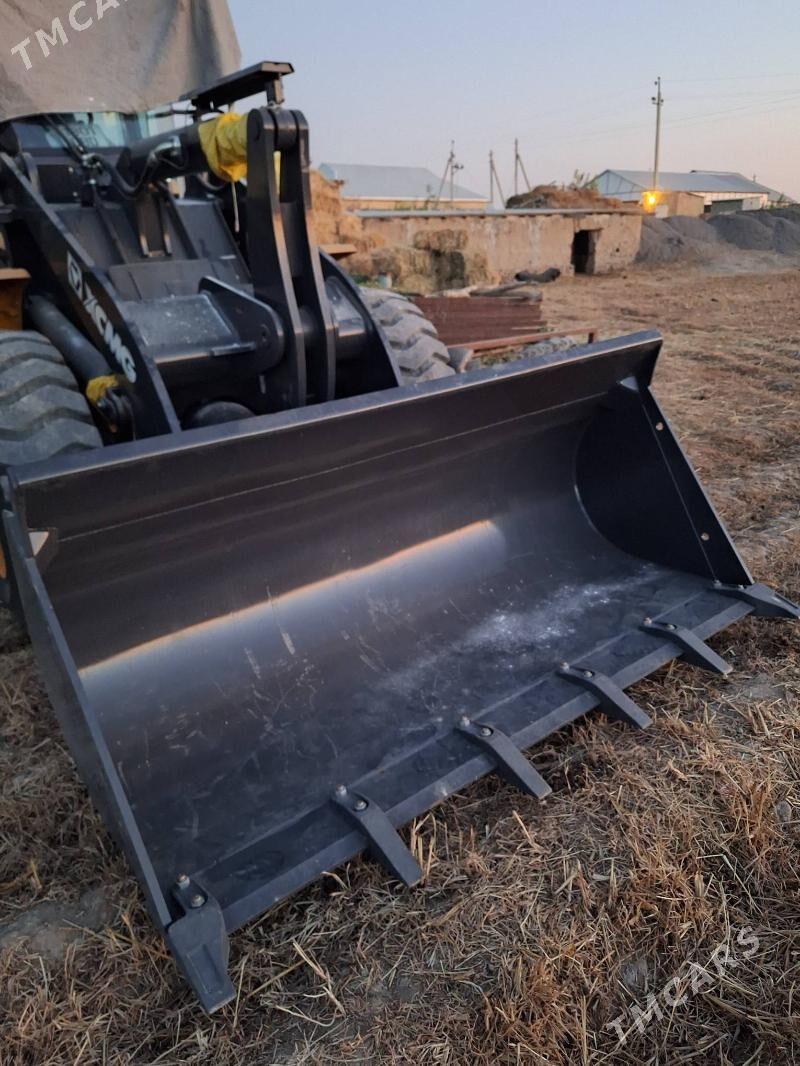 XCMG LW300F 2025 - 660 000 TMT - Köýtendag - img 1