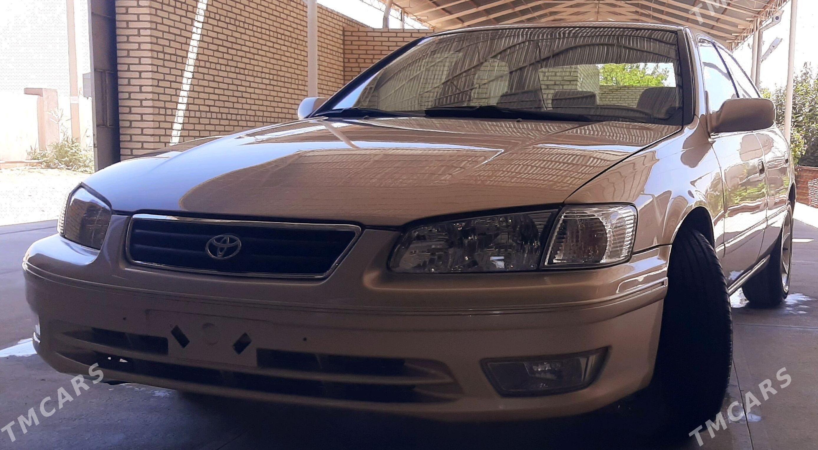 Toyota Camry 2001 - 174 000 TMT - Мары - img 4