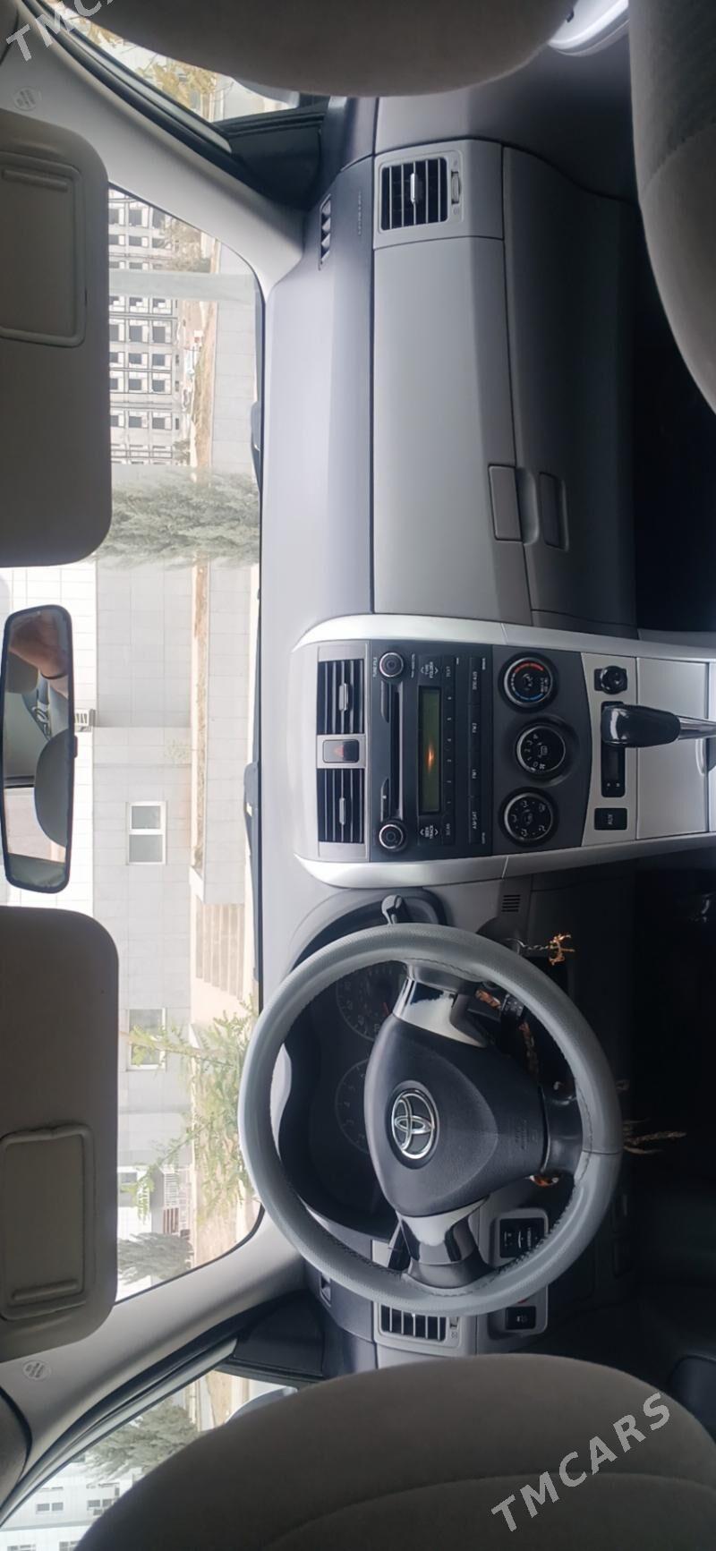 Toyota Corolla 2011 - 160 000 TMT - Ашхабад - img 7