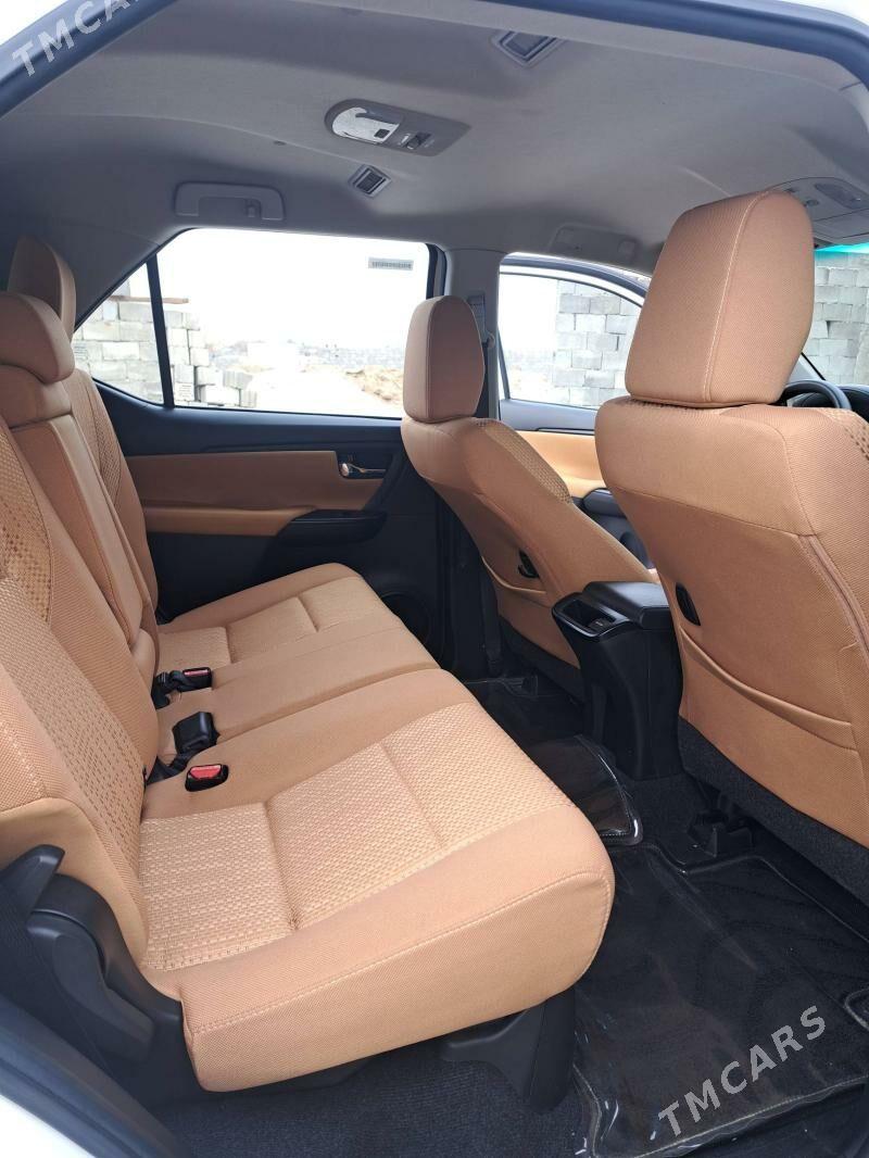 Toyota Fortuner 2021 - 570 000 TMT - Aşgabat - img 3