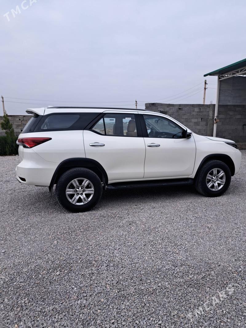 Toyota Fortuner 2021 - 570 000 TMT - Aşgabat - img 8