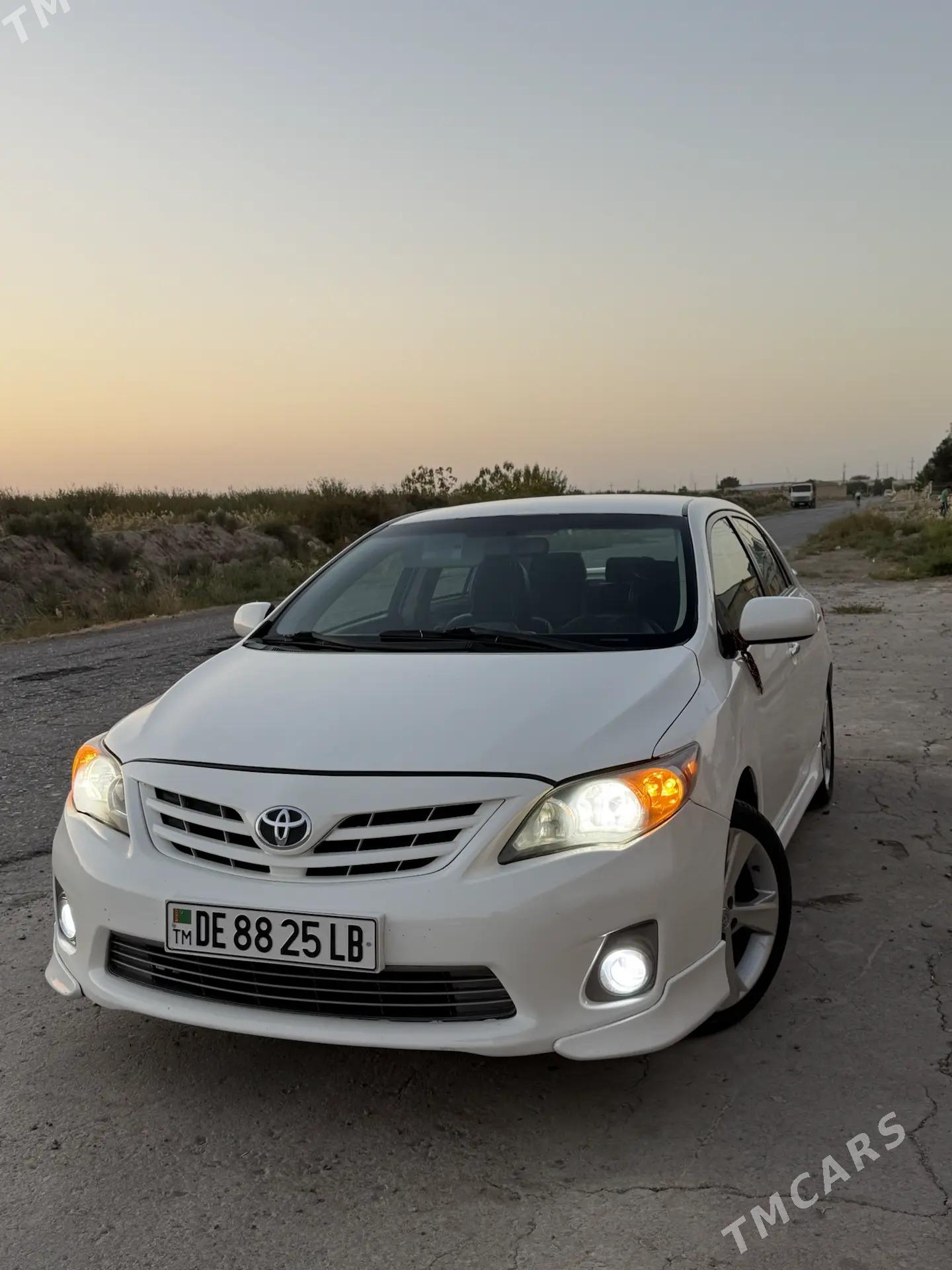 Toyota Corolla 2011 - 160 000 TMT - Чарджоу - img 3