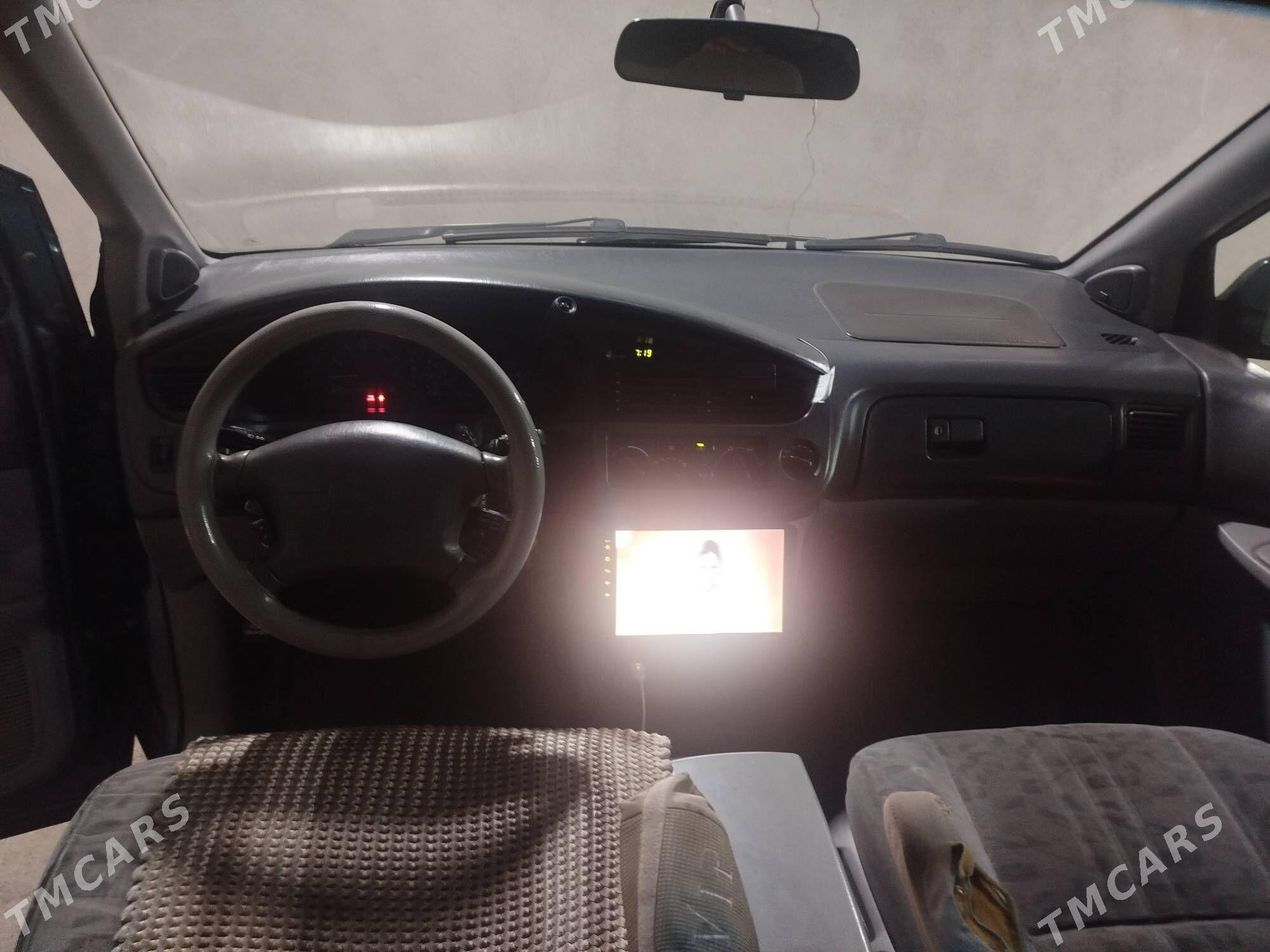 Toyota Sienna 2001 - 180 000 TMT - Mary - img 3