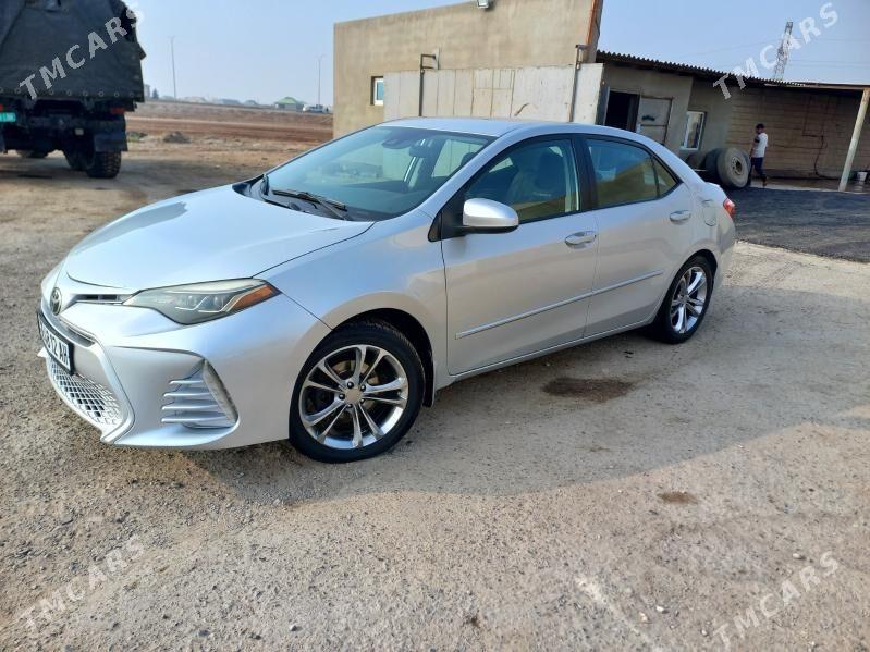 Toyota Corolla 2017 - 200 000 TMT - Теджен - img 4