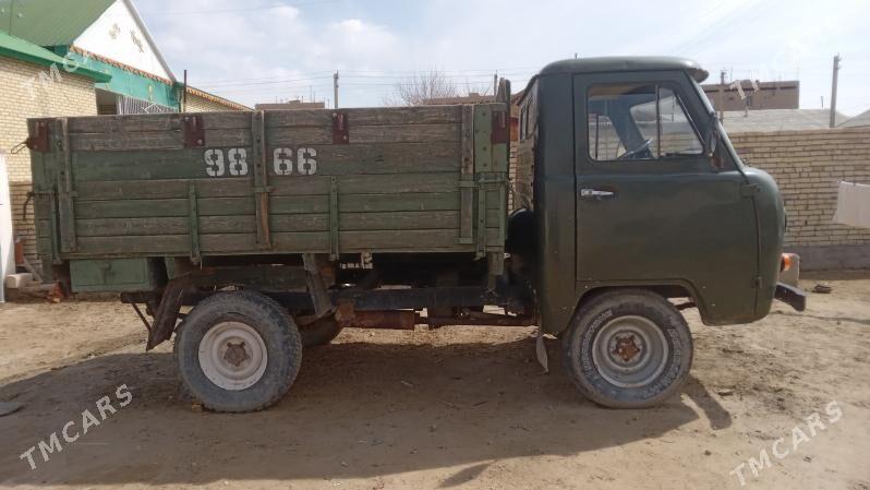 UAZ 469 1988 - 40 000 TMT - Газаджак - img 4