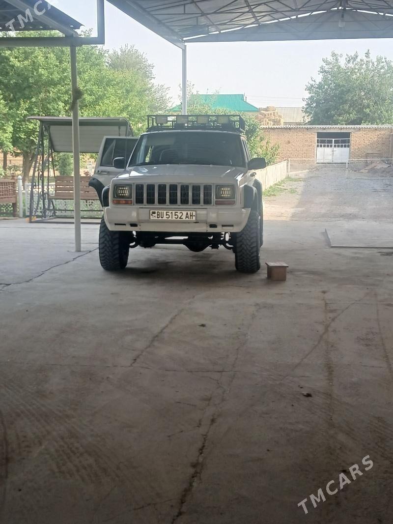 Jeep Cherokee 1998 - 99 000 TMT - Kaka - img 5