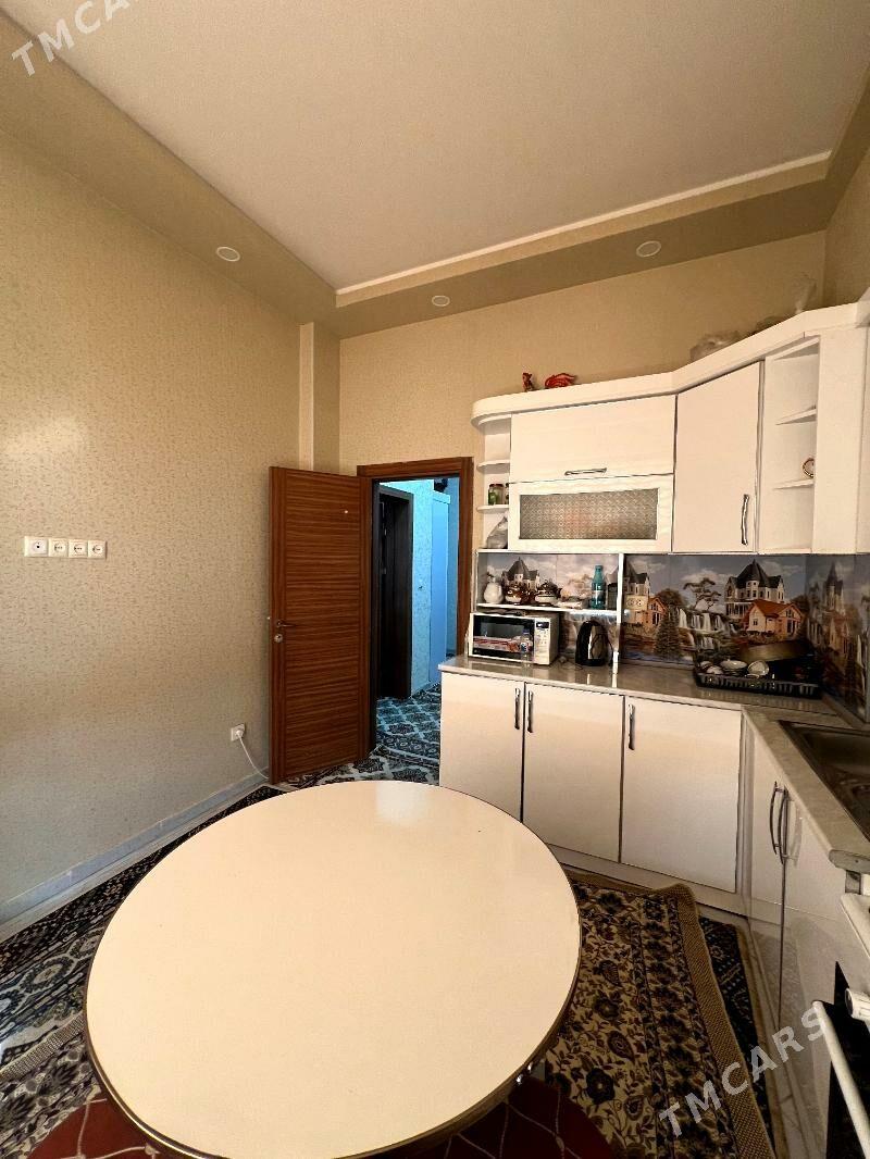 SATLYK ELITKA - Mary - img 7