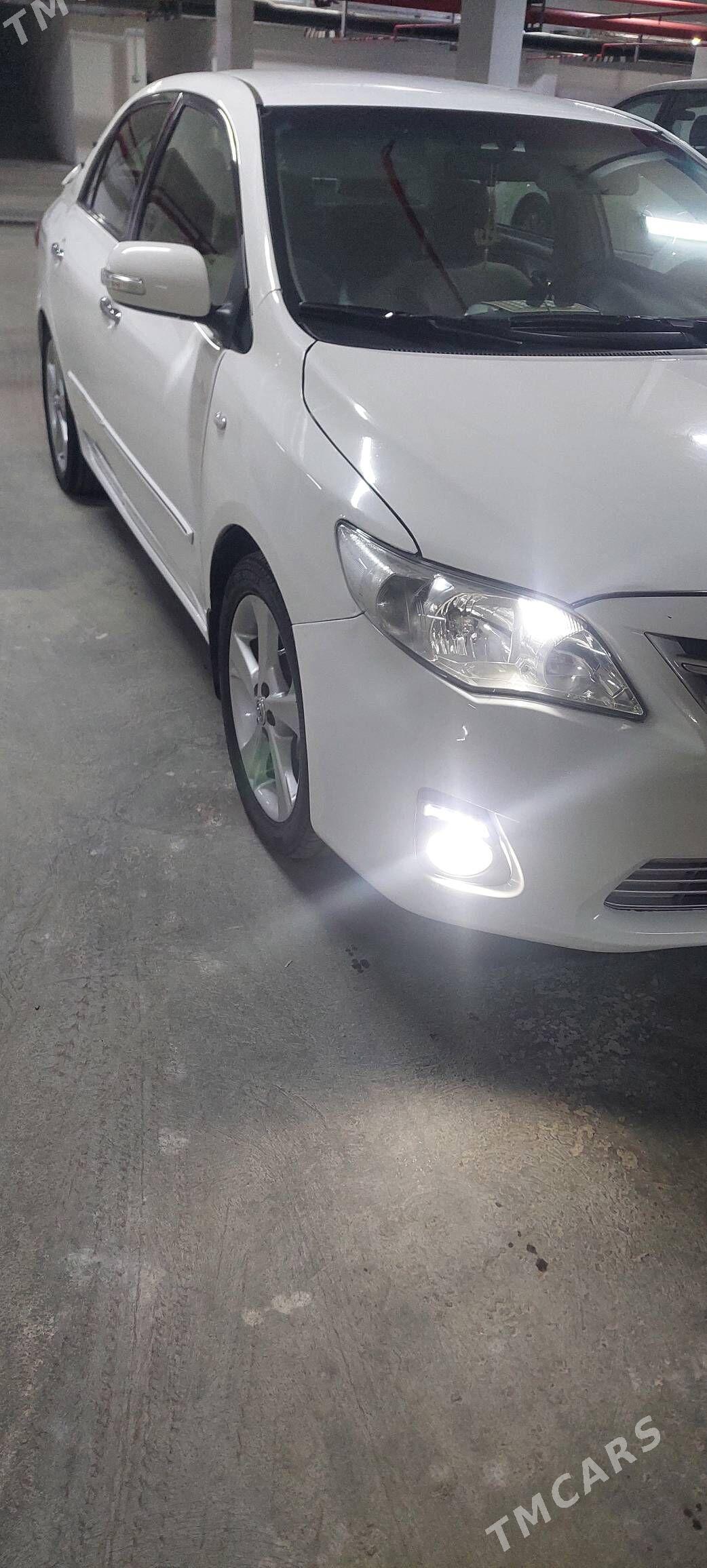 Toyota Corolla 2011 - 168 000 TMT - Кëши - img 7