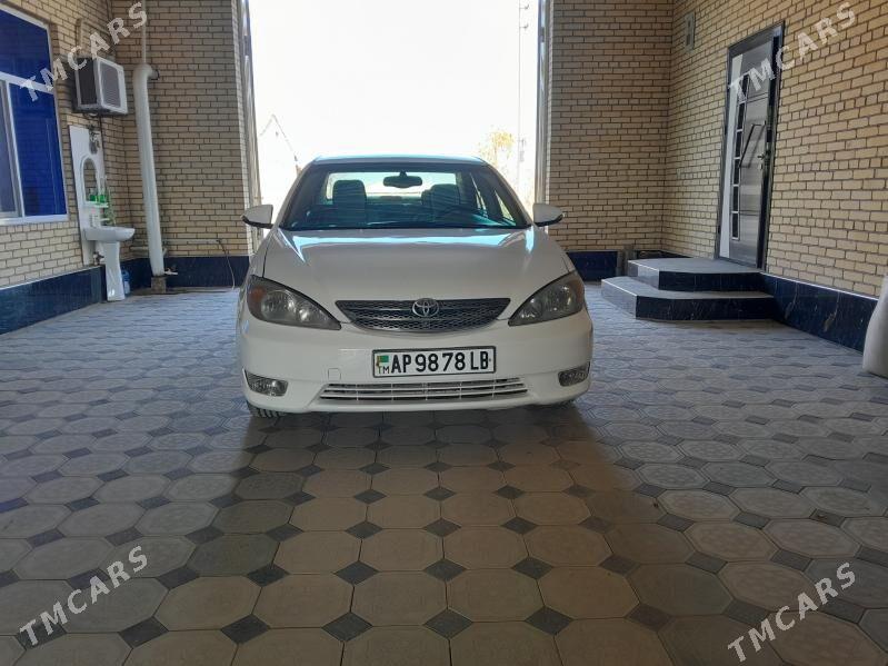 Toyota Camry 2002 - 155 000 TMT - Halaç - img 2