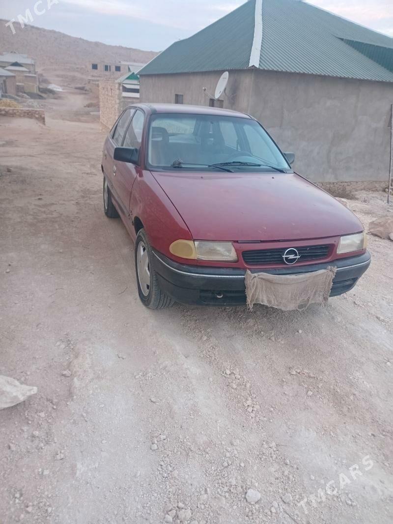 Opel Astra 1992 - 30 000 TMT - Достлук - img 1